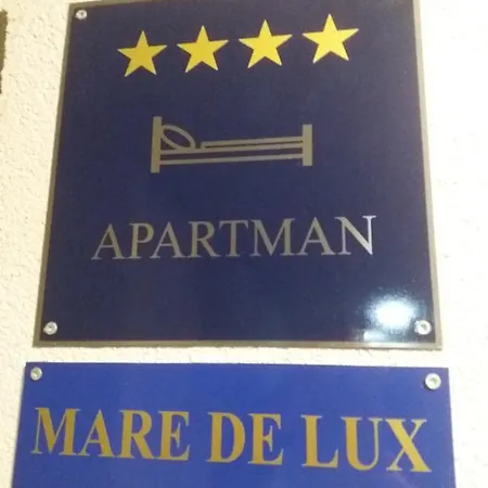公寓 Mare De Lux 4* *